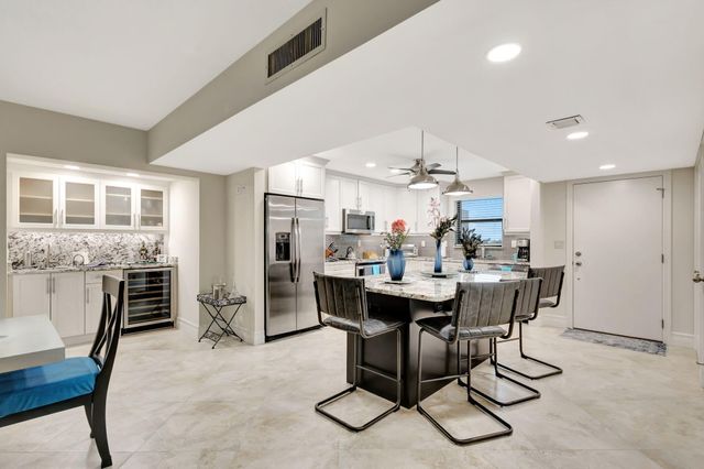 300 N A1A Highway 403 O, Jupiter, FL 33477