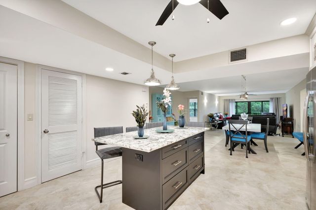 300 N A1A Highway 403 O, Jupiter, FL 33477