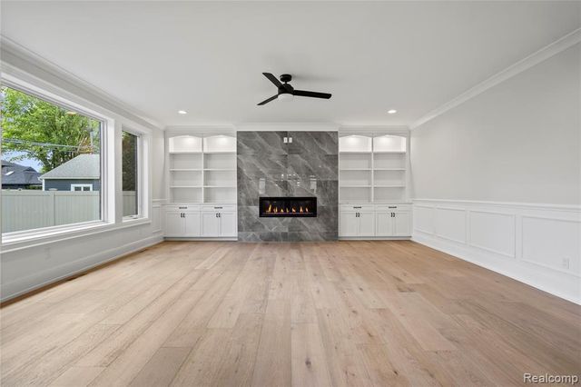 2182 Buckingham Avenue, Birmingham, MI 48009