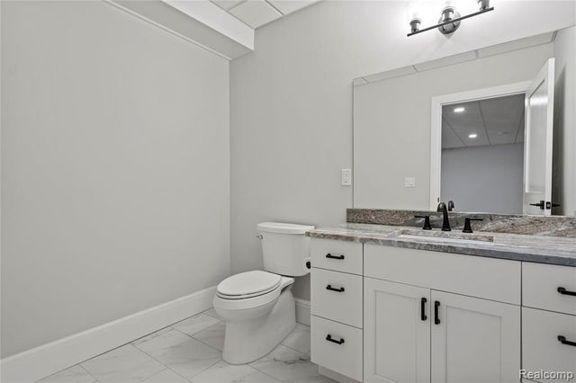 2182 Buckingham Avenue, Birmingham, MI 48009