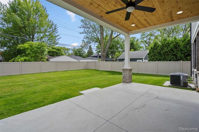 2182 Buckingham Avenue, Birmingham, MI 48009