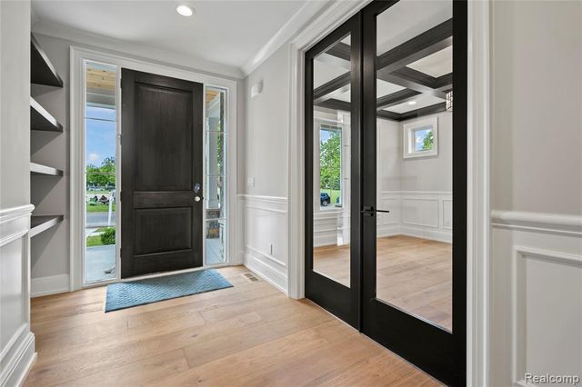 2182 Buckingham Avenue, Birmingham, MI 48009