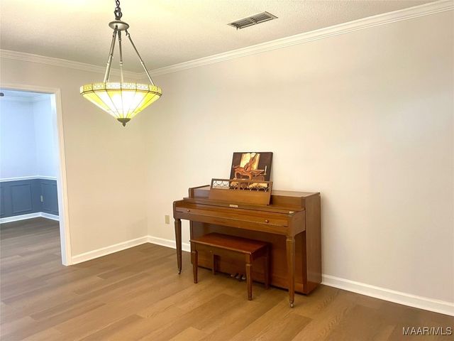 213 FOXDALE Road, Montgomery, AL 36109