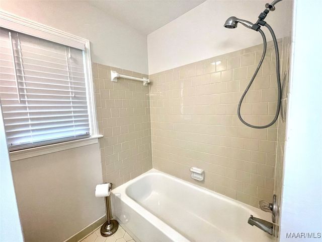 213 FOXDALE Road, Montgomery, AL 36109