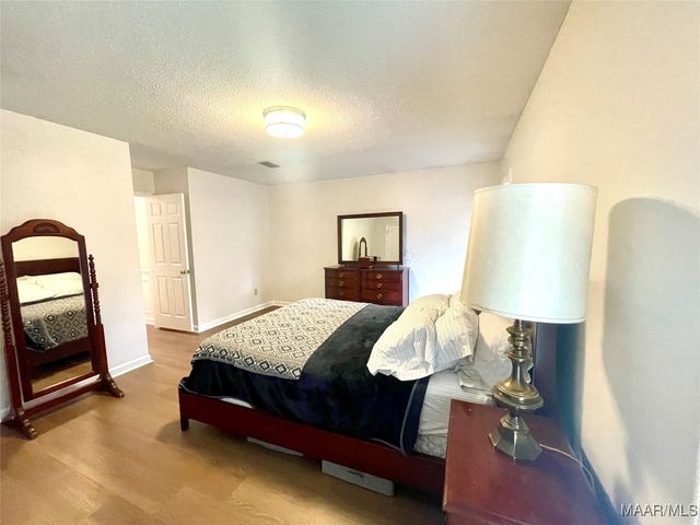 213 FOXDALE Road, Montgomery, AL 36109