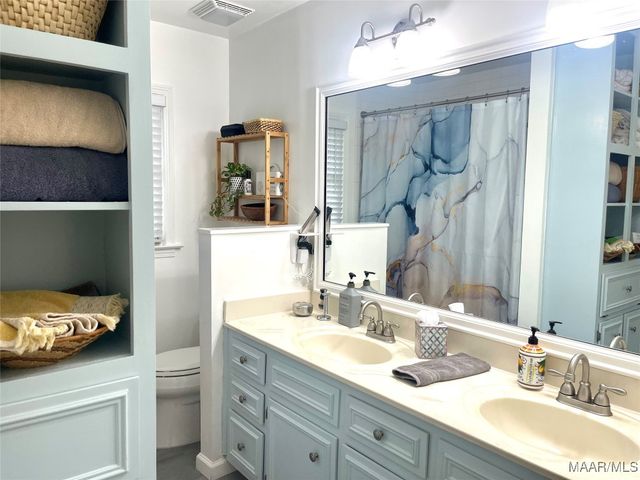 213 FOXDALE Road, Montgomery, AL 36109