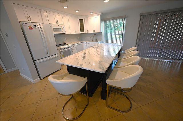 12133 MADRID AVENUE, North Port, FL 34287