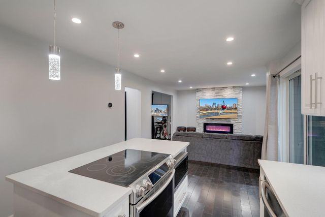 5262 Oxbow Court, Champlin, MN 55316