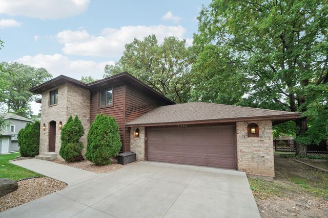 5262 Oxbow Court, Champlin, MN 55316