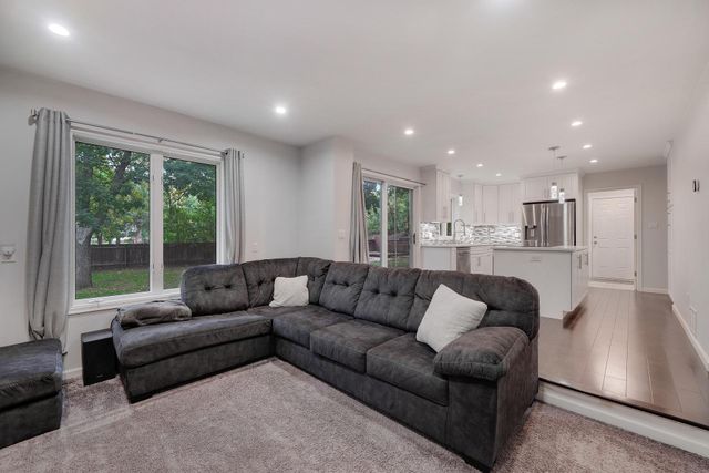 5262 Oxbow Court, Champlin, MN 55316