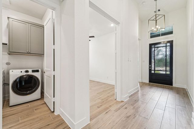 25932 N Outrider Banks, Montgomery, TX 77316