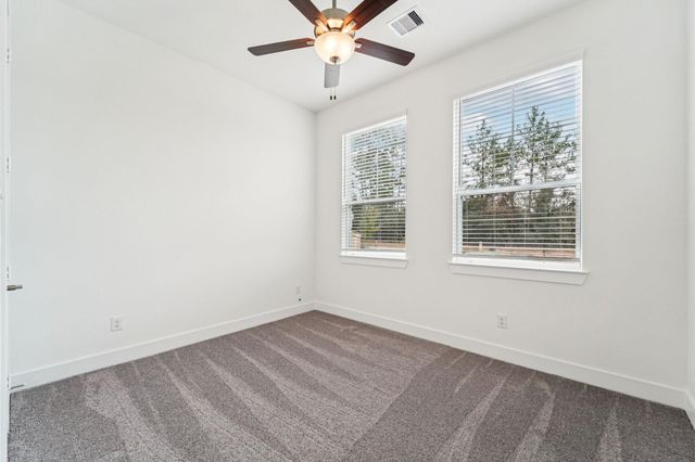 25932 N Outrider Banks, Montgomery, TX 77316