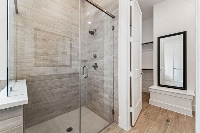 25932 N Outrider Banks, Montgomery, TX 77316