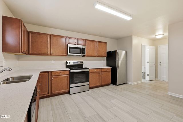 817 Leatherstone Lane, Fuquay Varina, NC 27526