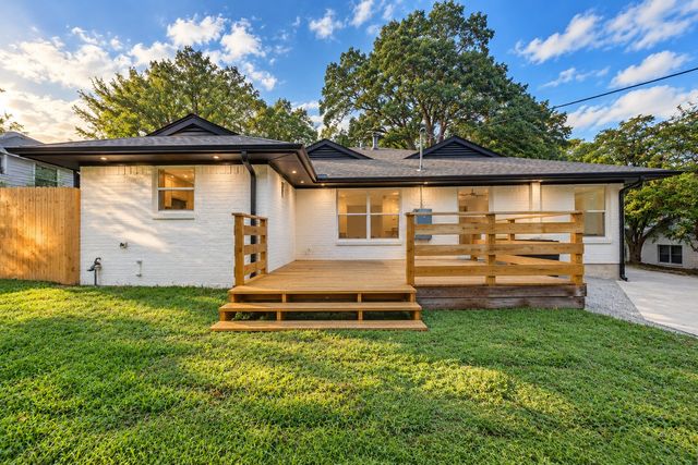 865 Peavy Road, Dallas, TX 75218