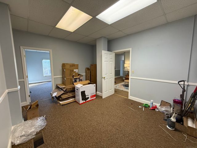 898 Ethan Allen Highway 2, Ridgefield, CT 06877