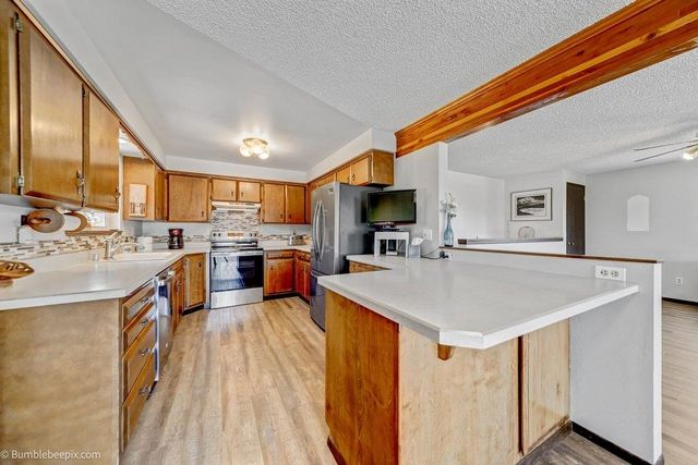 16825 E SCRIBNER Rd, Spokane, WA 99217