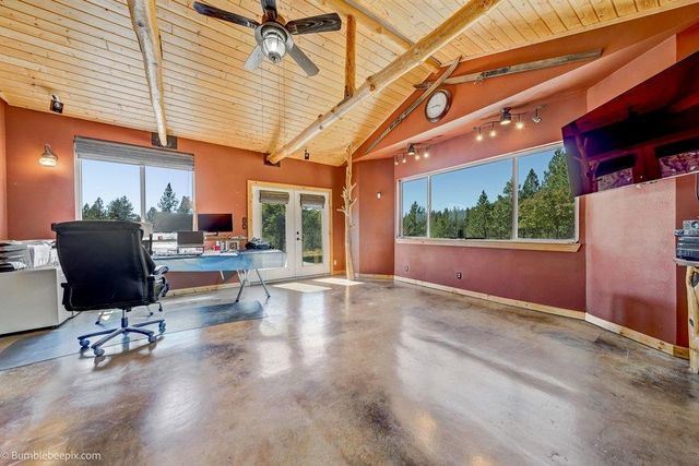 16825 E SCRIBNER Rd, Spokane, WA 99217