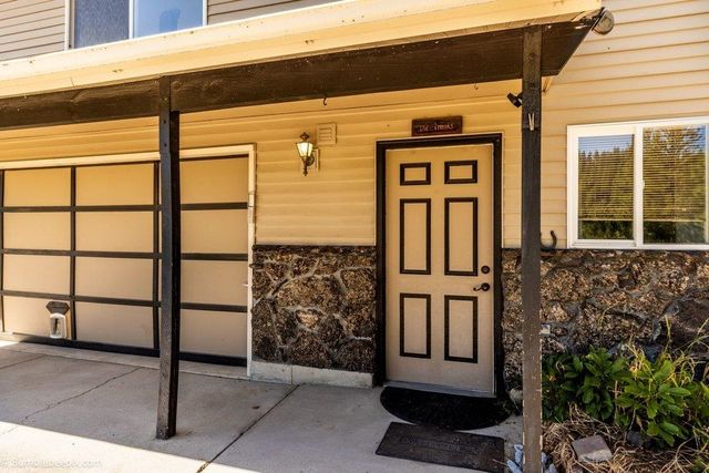 16825 E SCRIBNER Rd, Spokane, WA 99217