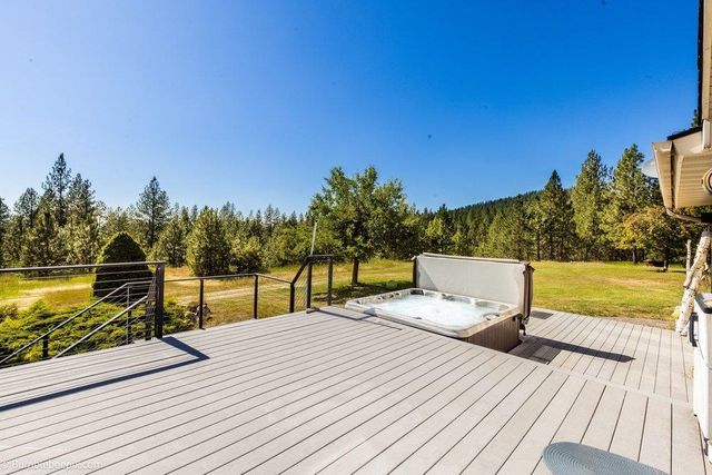 16825 E SCRIBNER Rd, Spokane, WA 99217