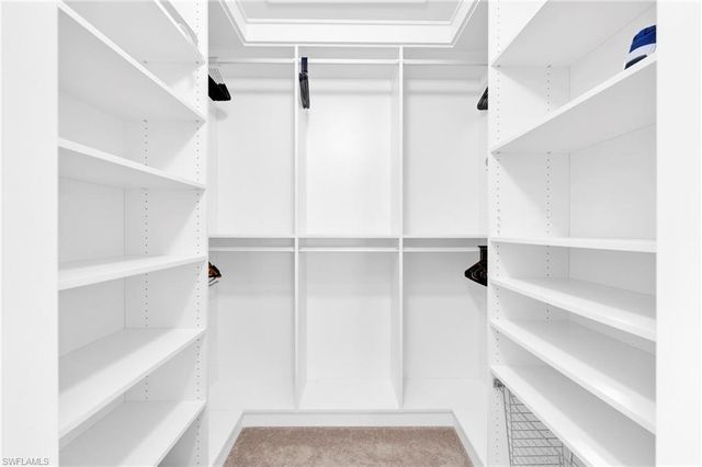 14080 Eagle Ridge Lakes DR # 201, Fort Myers, FL 33912