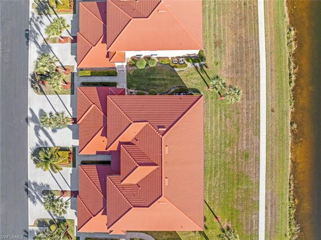 14080 Eagle Ridge Lakes DR # 201, Fort Myers, FL 33912