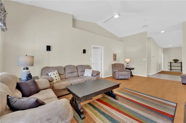 14080 Eagle Ridge Lakes DR # 201, Fort Myers, FL 33912