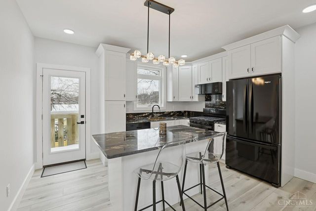 5532 Dunning Place, Cincinnati, OH 45227