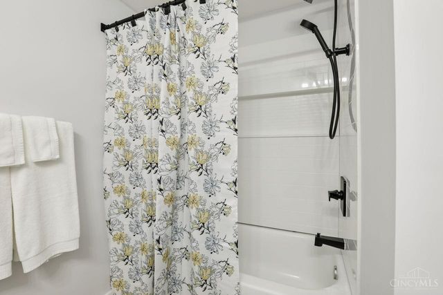 5532 Dunning Place, Cincinnati, OH 45227