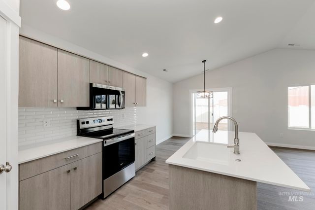 2994 E Mossy Creek Dr, Kuna, ID 83634