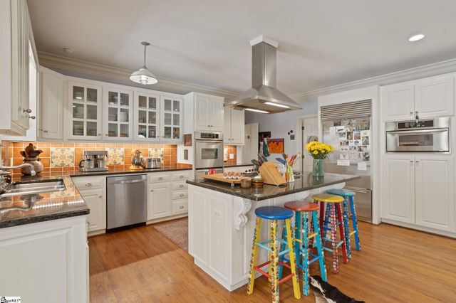 208 Holland Road, Simpsonville, SC 29681