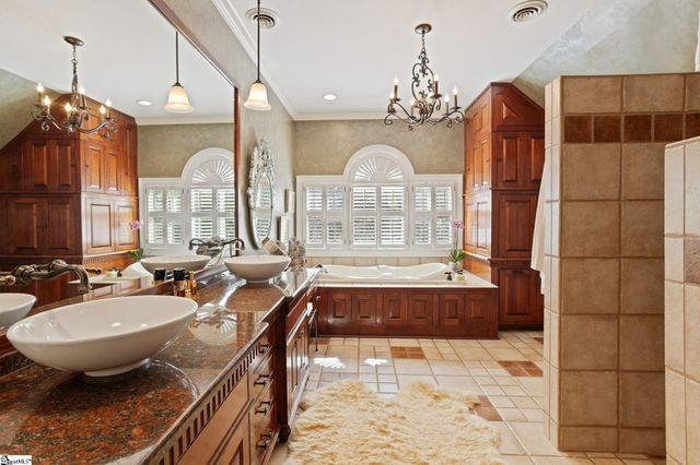 208 Holland Road, Simpsonville, SC 29681