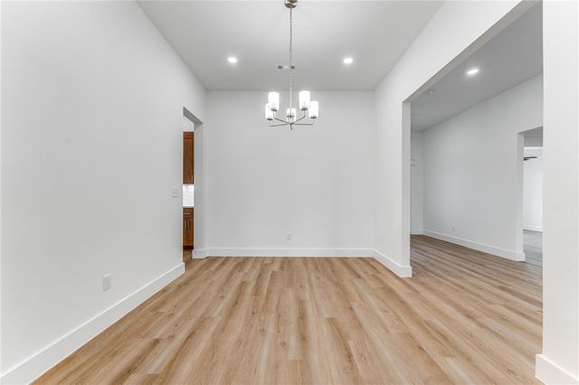 9018 S Pleasant Valley Road, Gentry, AR 72734