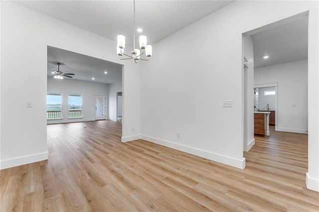 9018 S Pleasant Valley Road, Gentry, AR 72734