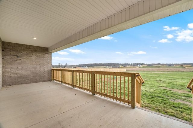 9018 S Pleasant Valley Road, Gentry, AR 72734