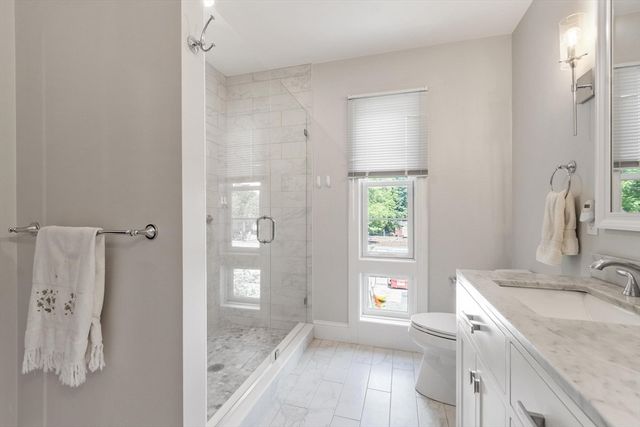 76 South Ave 201, Natick, MA 01760