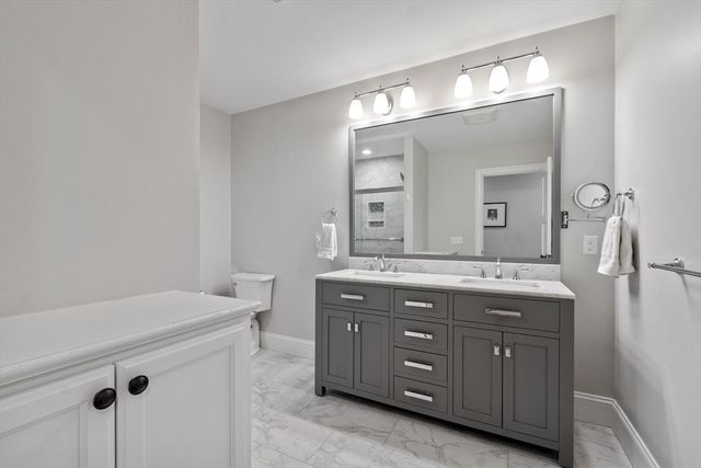 76 South Ave 201, Natick, MA 01760