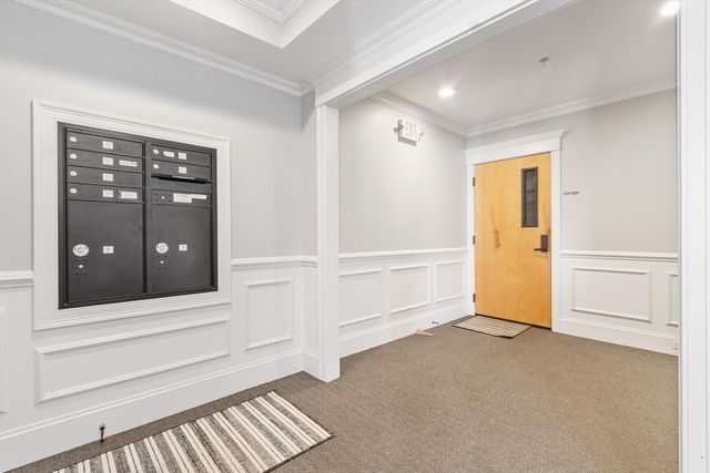 76 South Ave 201, Natick, MA 01760
