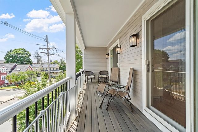 76 South Ave 201, Natick, MA 01760