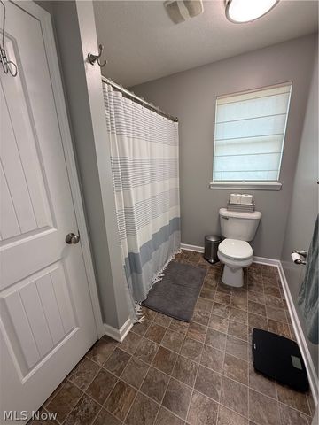 11134 Westwood Boulevard, Columbia Station, OH 44028