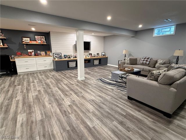 11134 Westwood Boulevard, Columbia Station, OH 44028