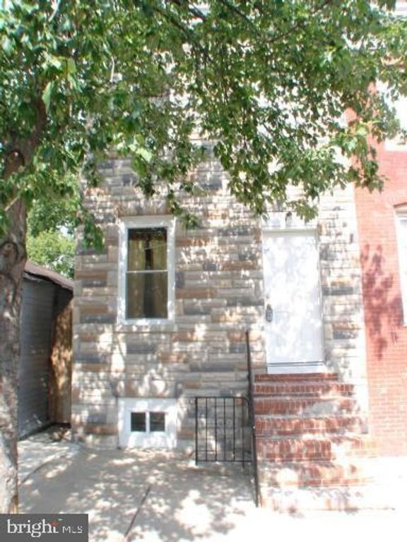 105 CARROLLTON AVENUE, Baltimore, MD 21223