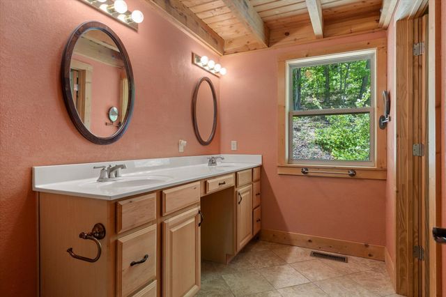 16481 Downey View Drive, Sale Creek, TN 37373