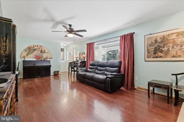 4990 FLOSSIE AVE, Frederick, MD 21703