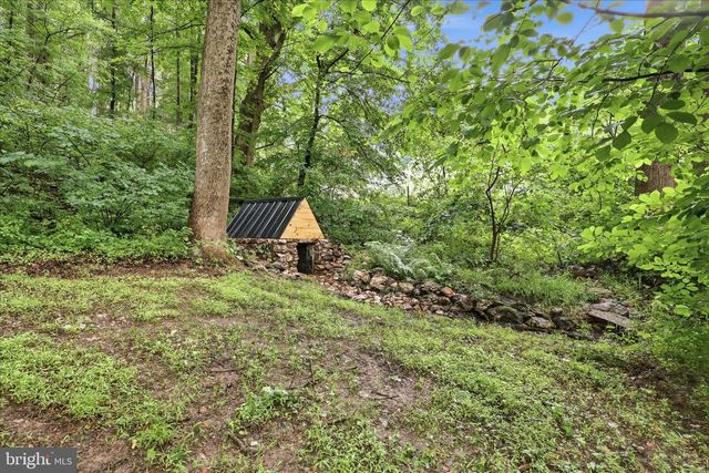 4990 FLOSSIE AVE, Frederick, MD 21703