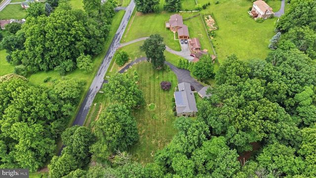 4990 FLOSSIE AVE, Frederick, MD 21703