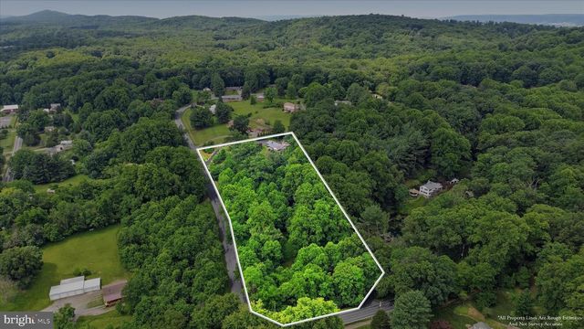 4990 FLOSSIE AVE, Frederick, MD 21703