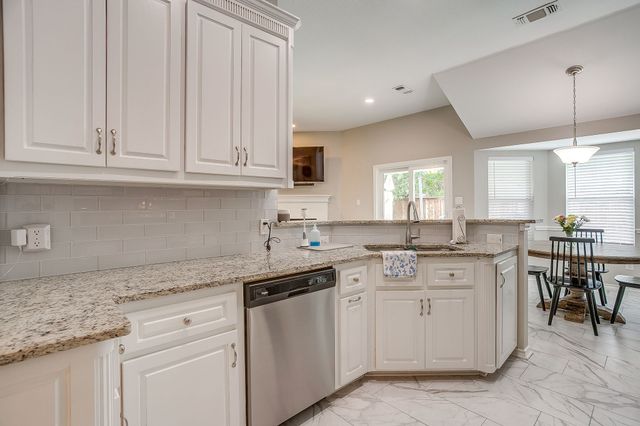 2107 Nichols Trail, Mansfield, TX 76063