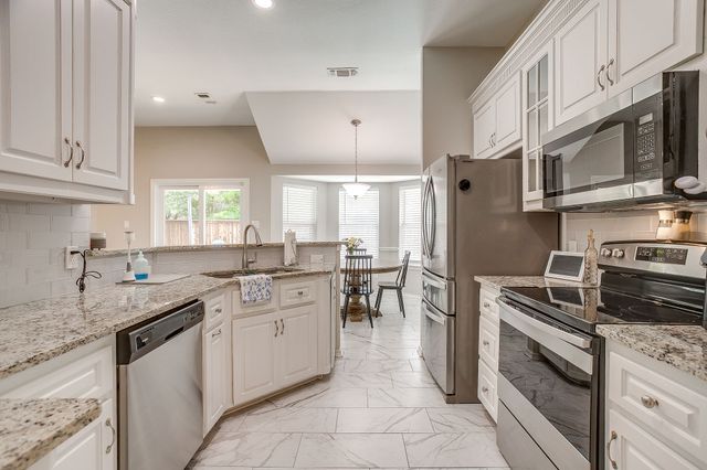 2107 Nichols Trail, Mansfield, TX 76063