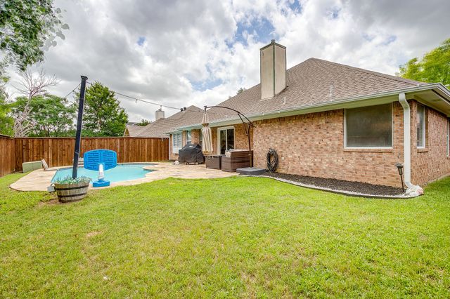 2107 Nichols Trail, Mansfield, TX 76063